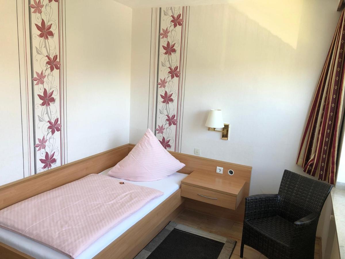 Hotel Haus Am Rieth Неттеталь Экстерьер фото